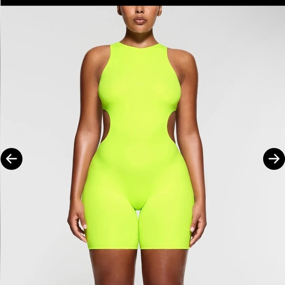 SKIMS Fits Everybody High Neck Cut Out Onesie Green Size 3X - Picture 1 of 7